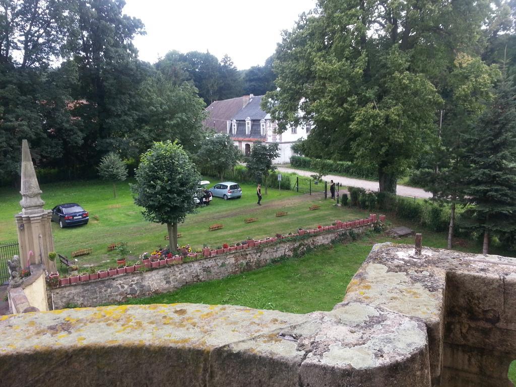 Palac Jastrowiec ภายนอก รูปภาพ