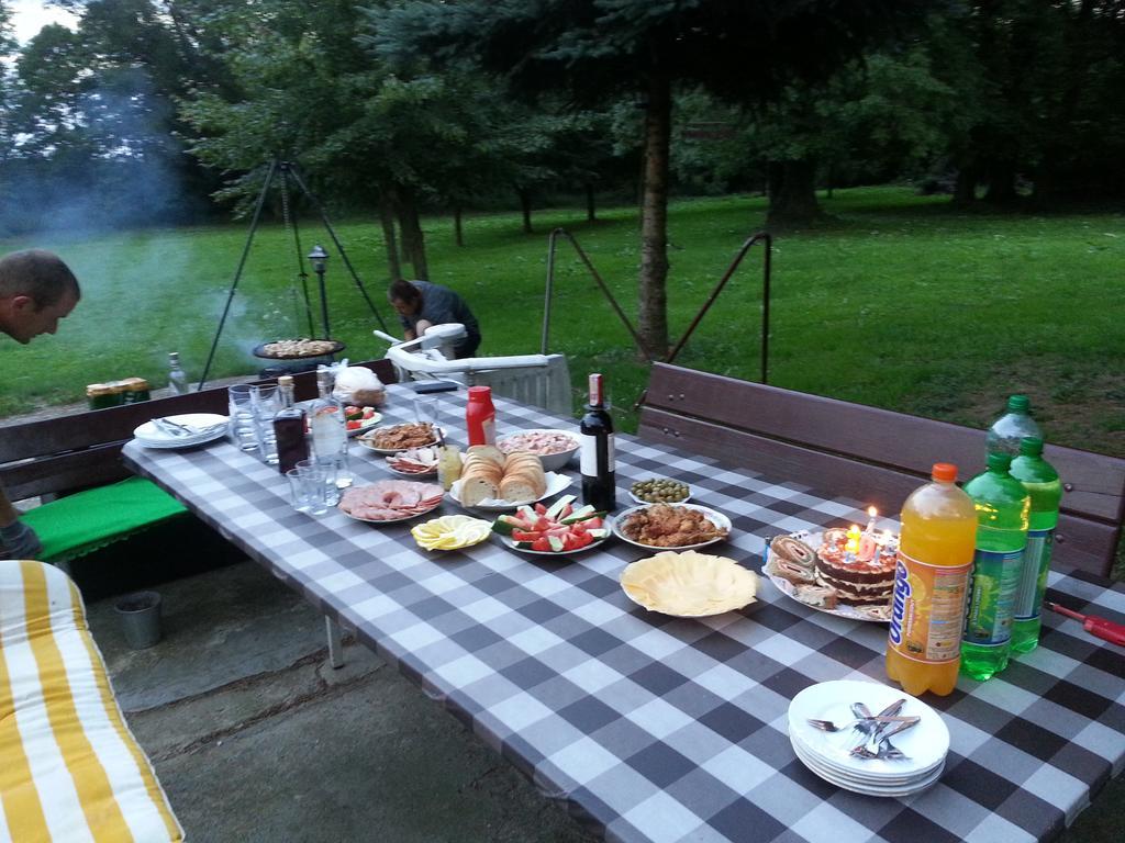 Palac Jastrowiec ภายนอก รูปภาพ