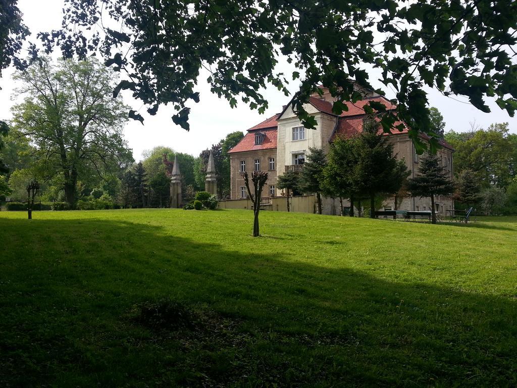 Palac Jastrowiec ภายนอก รูปภาพ