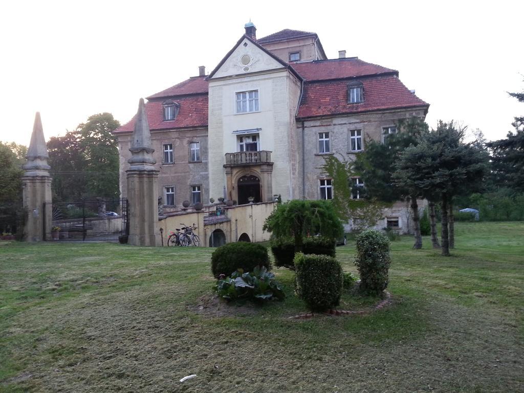 Palac Jastrowiec ภายนอก รูปภาพ