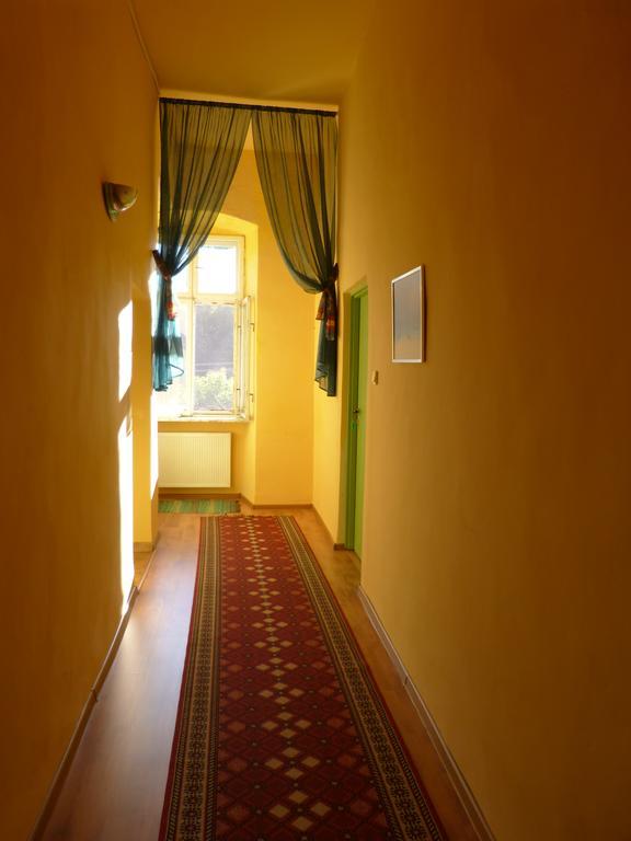 Palac Jastrowiec ภายนอก รูปภาพ
